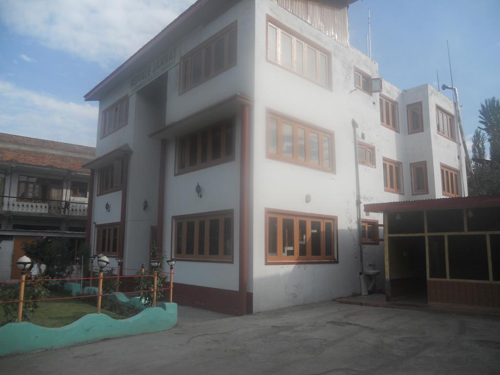 Hotel Royale Jannat Srinagar  Exterior photo