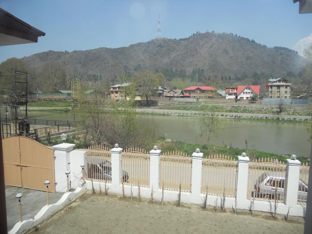 Hotel Royale Jannat Srinagar  Exterior photo