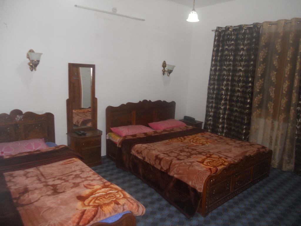 Hotel Royale Jannat Srinagar  Room photo