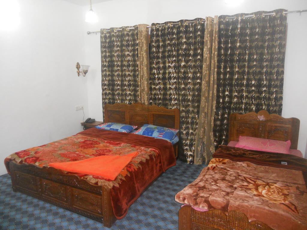 Hotel Royale Jannat Srinagar  Exterior photo